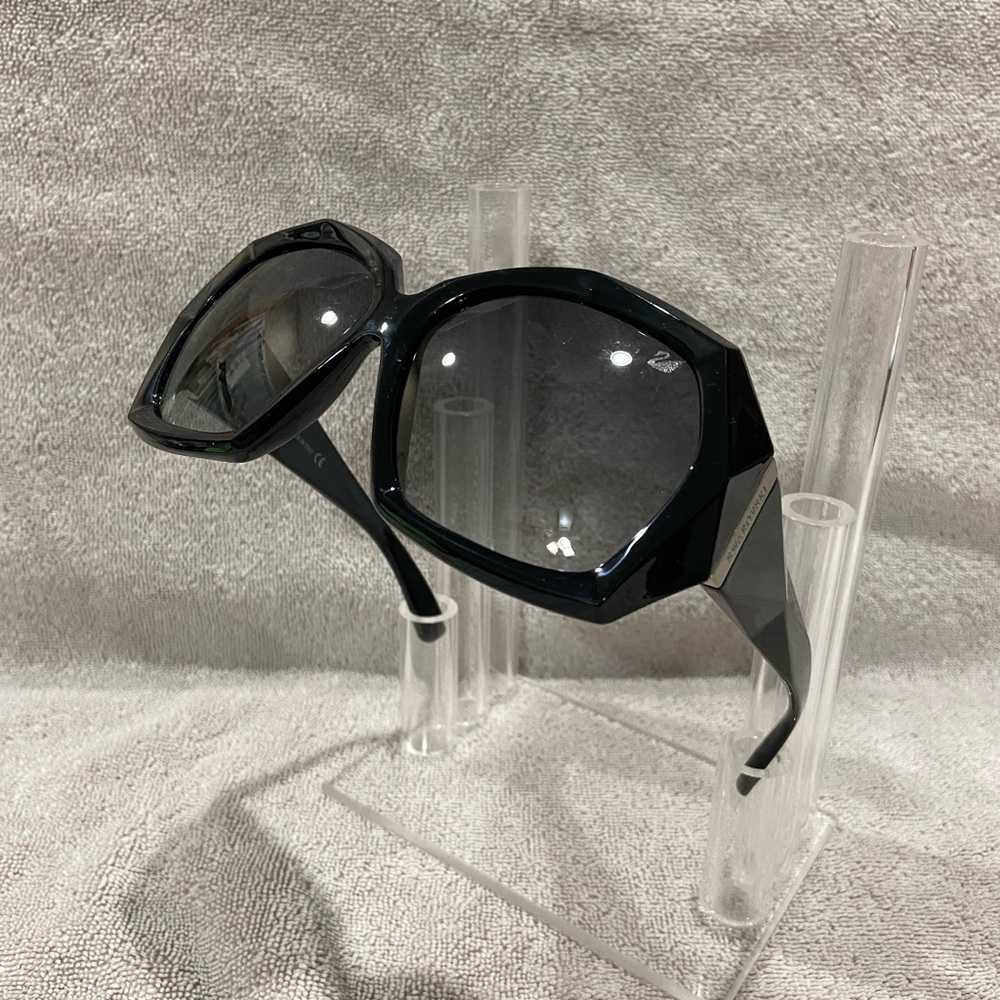 NWOT Swarovski Be My Lady Black Sunglasses